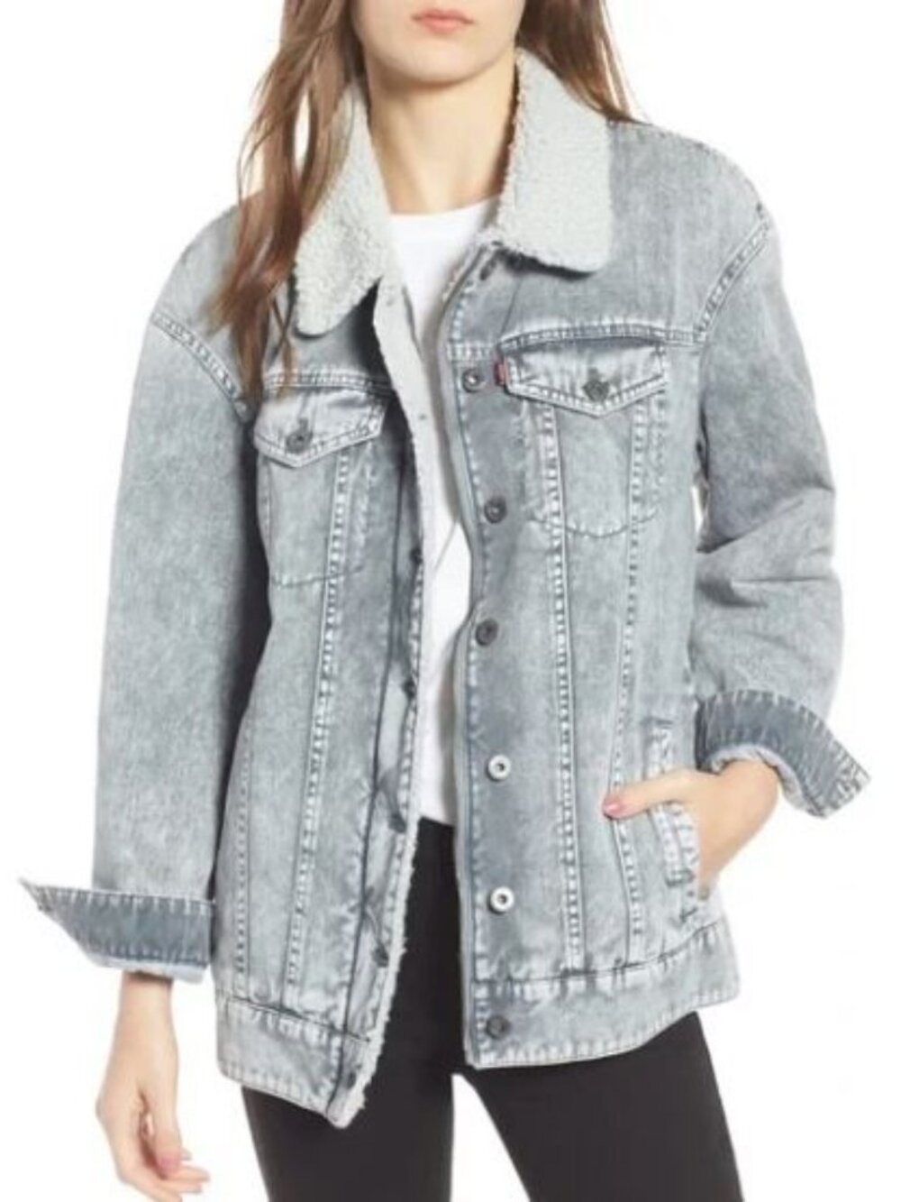 Levi's Women's Size M Sherpa Denim Oversized Trucker Jacket Light Wash